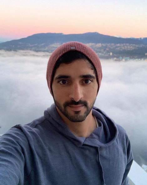 (图源:ins)除了高学历,哈姆丹还以写诗和赛马闻名.