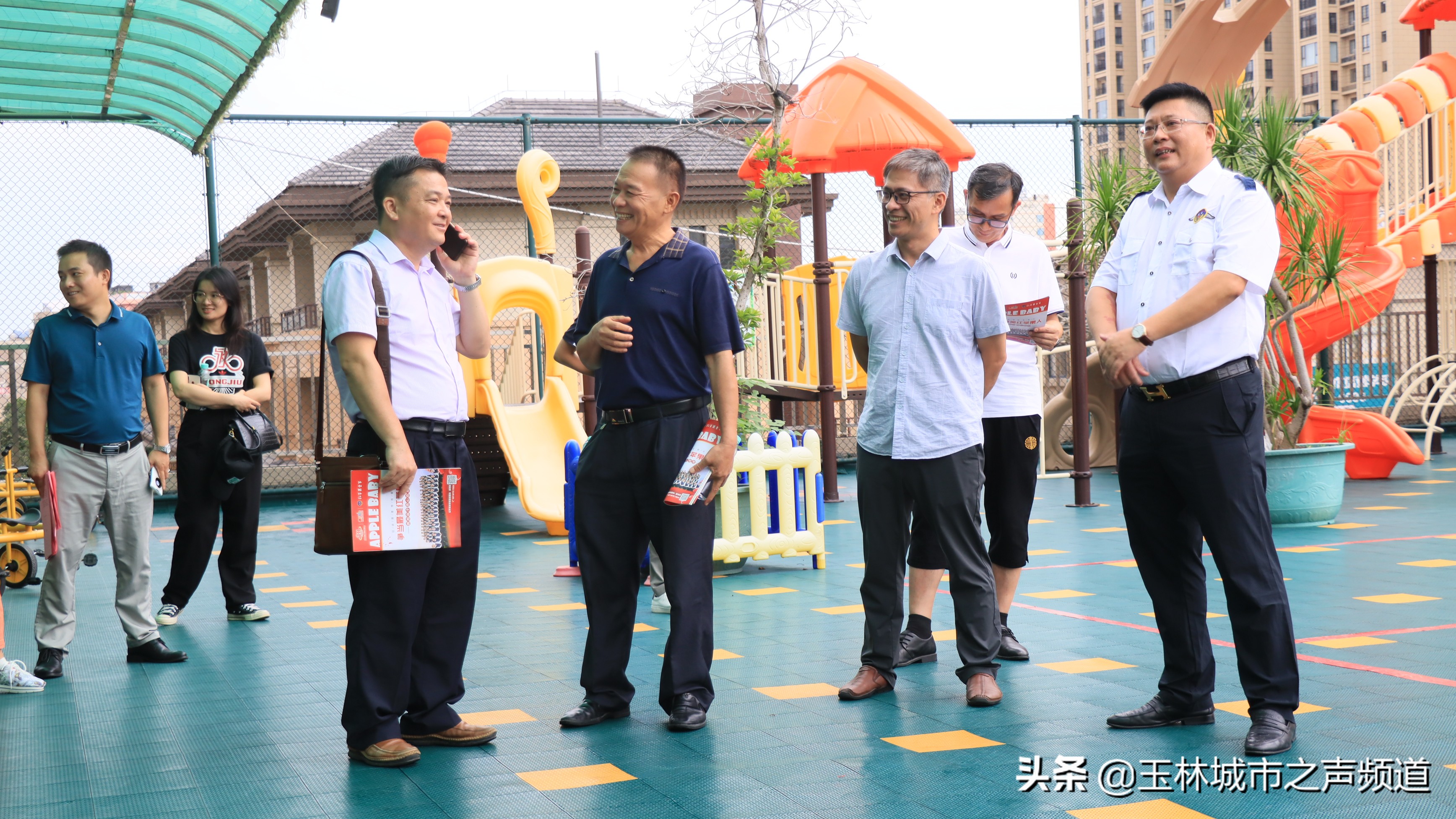 河池学院副校长覃拥灵一行走访校友企业玉林市红苹果教育集团