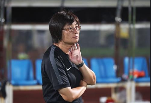 最让人惊叹的事情是,在女足界拥有堪比吉格斯速度的同时,赵丽红还拥有