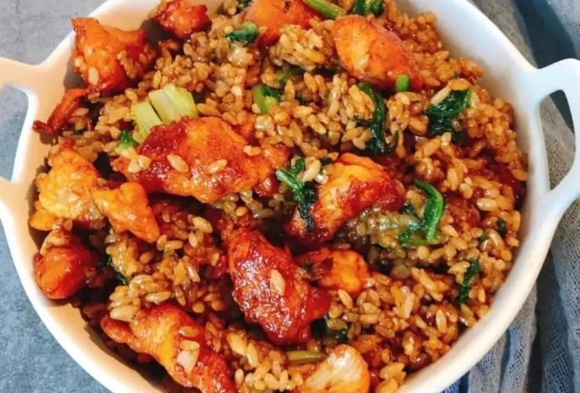 炒饭怎么做好吃(10种好吃又简单的炒饭做法食材)