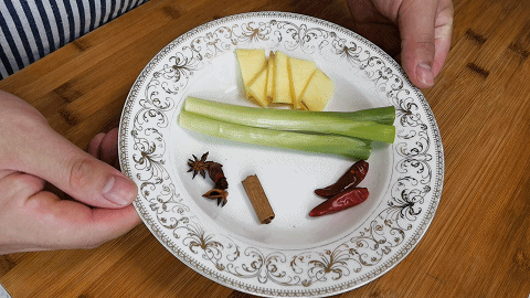 雞腿飯的做法,雞腿飯的做法電飯煲