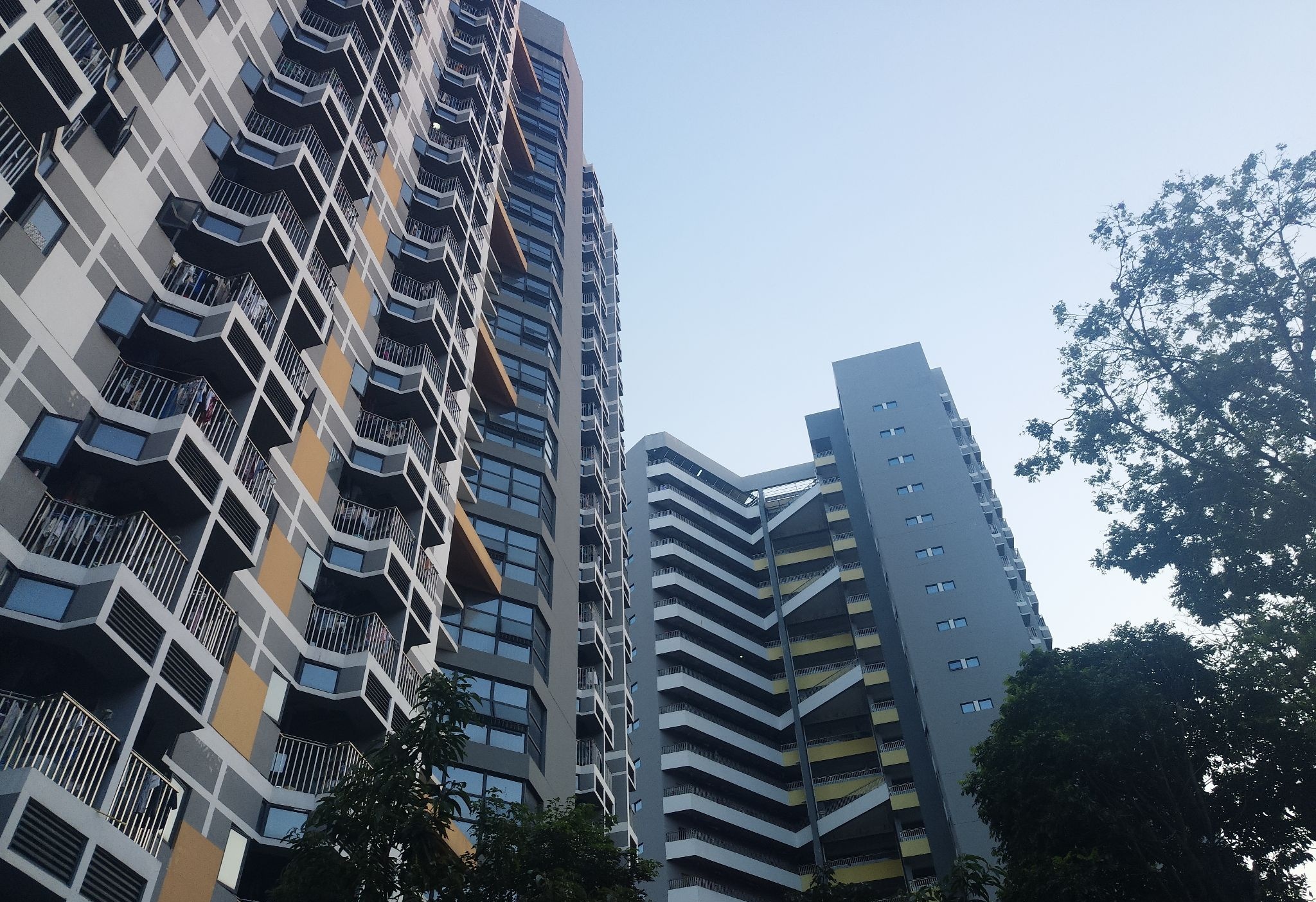 中国“宿舍”大学有哪些？海景房、不断电、咖啡机…学生：舒服