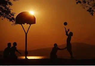 为什么nba贴吧人数少(除了直男，谁还在怀念贴吧？)