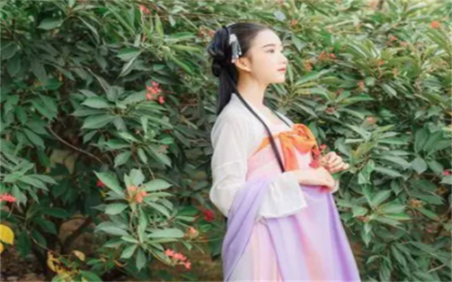 “豆蔻年华”是指女子13岁，那“破瓜之年”又是多大年纪？