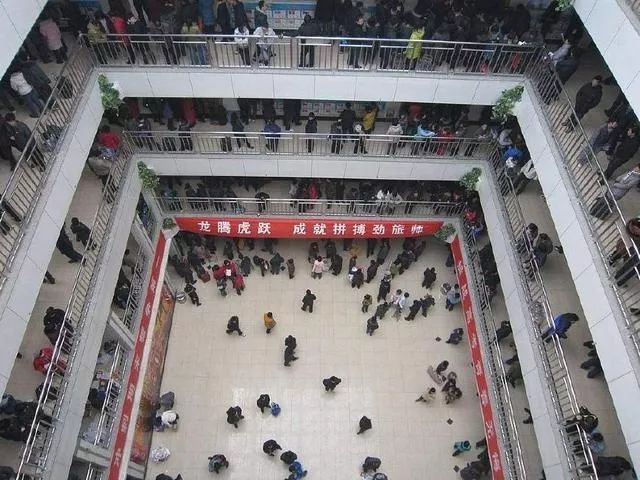 2017内蒙高考数学难吗（高考考700分是什么概念）