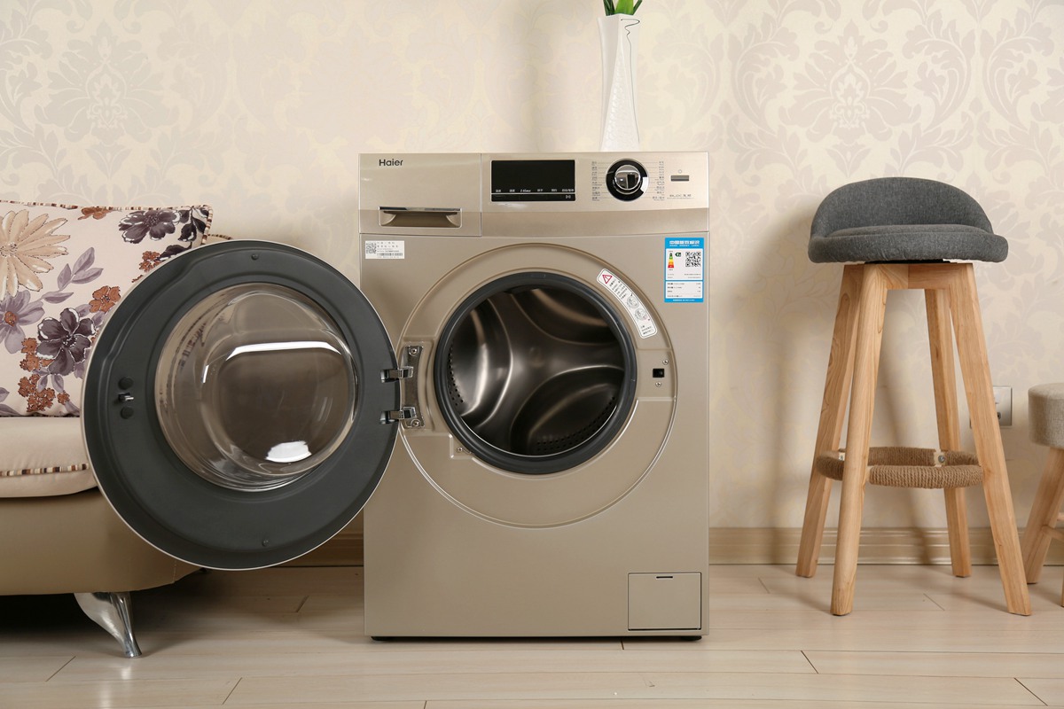 晒衣不爱干，水洗伤面料？不妨看看这台海尔微蒸汽空气洗洗衣机