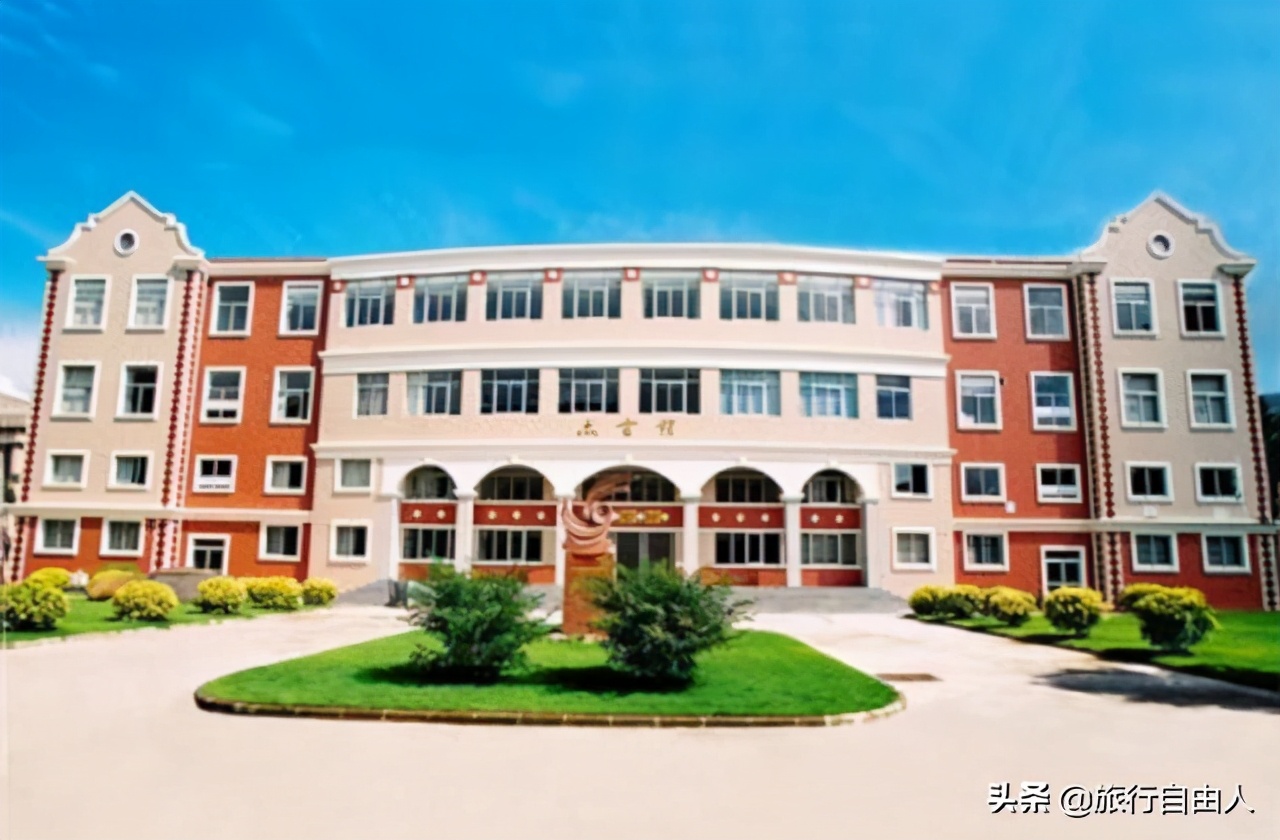 考研初试成绩即将公布，春暖花开之时一起打卡厦门大学