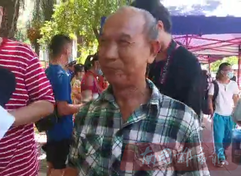 海口实验中学2017高考（海口71岁考生再战高考）