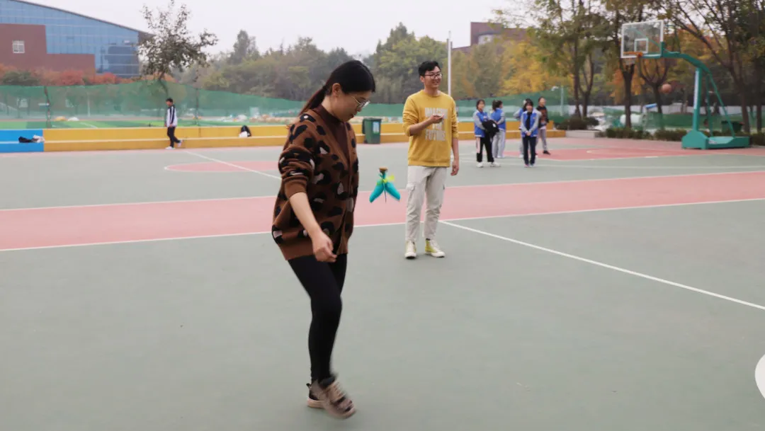 全员运动 凝心聚力 | 潍坊恒德实验学校举办秋季趣味运动会