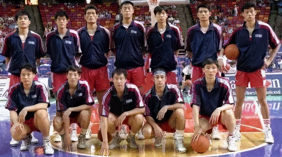 篮球世界锦标赛几年一次(1994年，中国男篮为何突然能成为世界八强？)