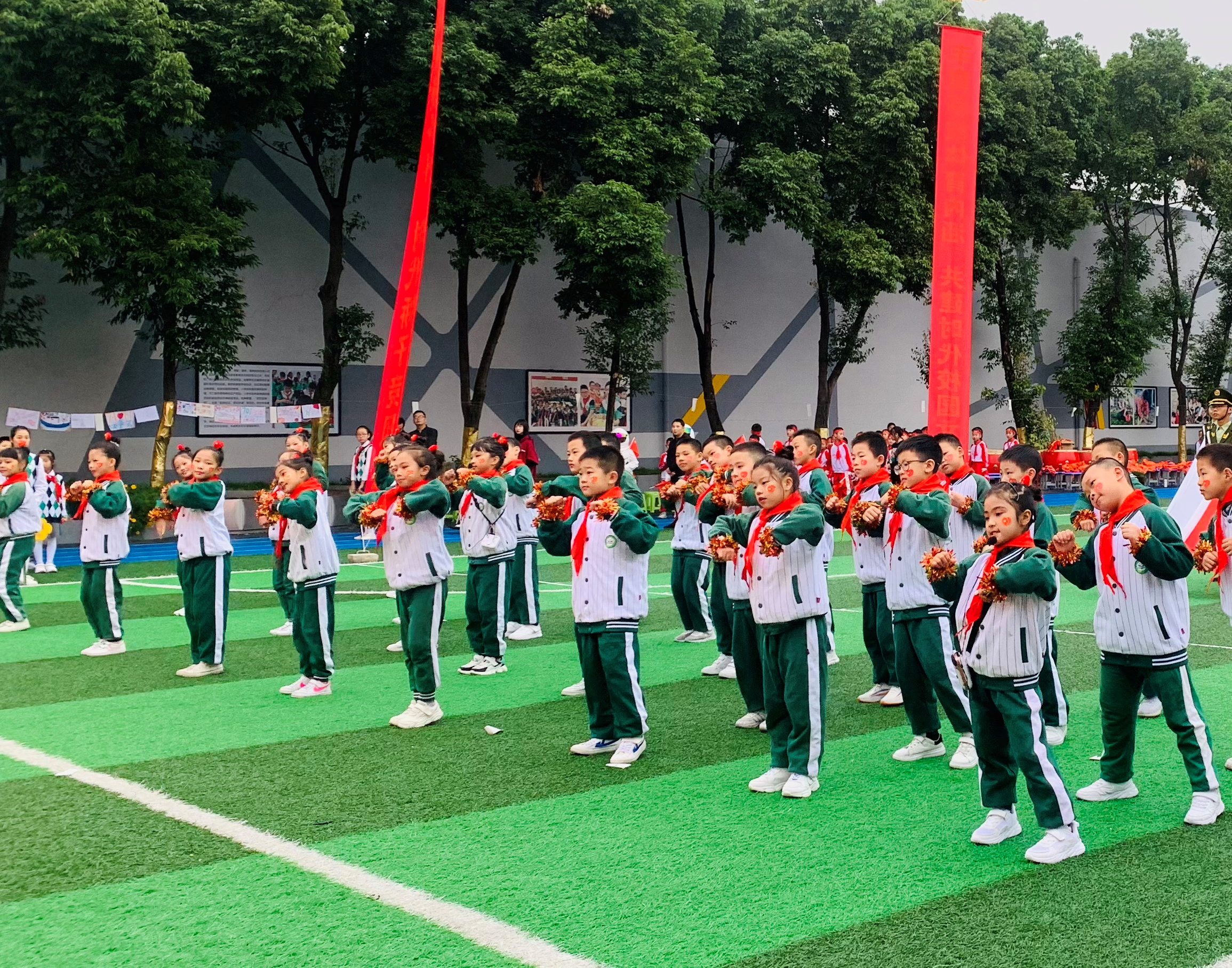 超燃！盐外芙蓉学校运动会创意入场式、开场秀献礼共产党百年华诞