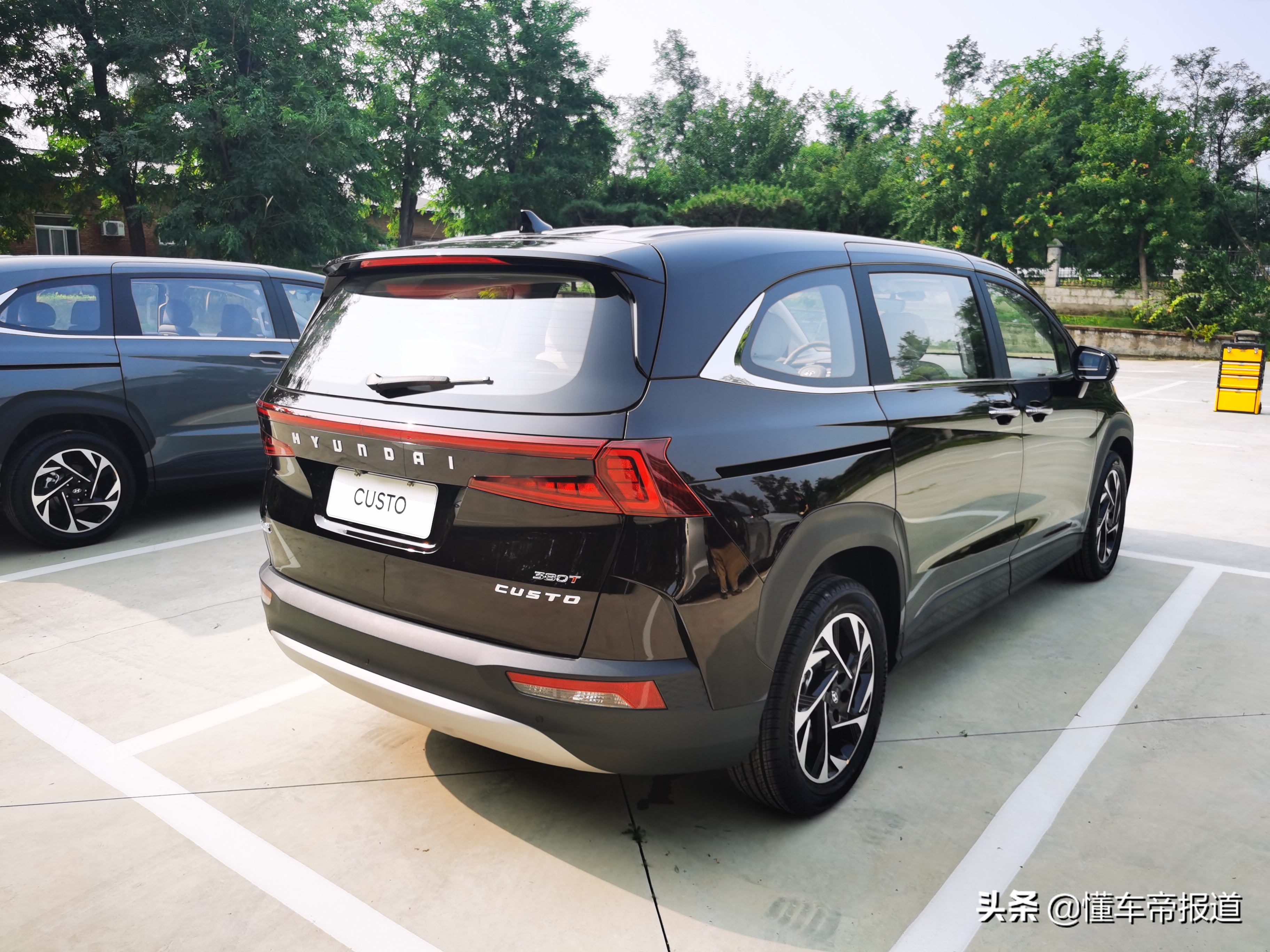 新车｜奥德赛新对手？北京现代首款MPV库斯途正式亮相，两种动力