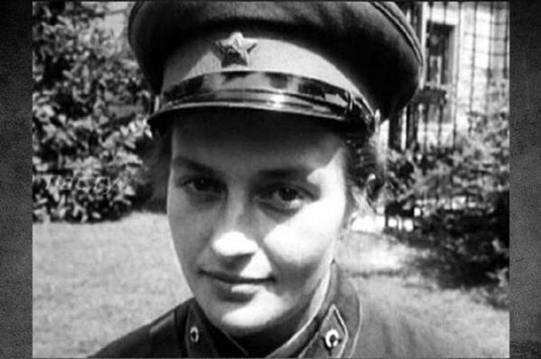 帕夫柳琴科图片(令德军闻风丧胆的厉害角色，苏联狙击女王牌柳德米拉·帕夫柳琴科)