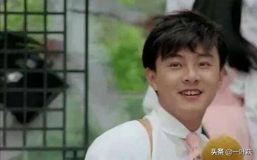 盘点华语乐坛十首经典备胎歌曲，看看是不是都在你的歌单里吧