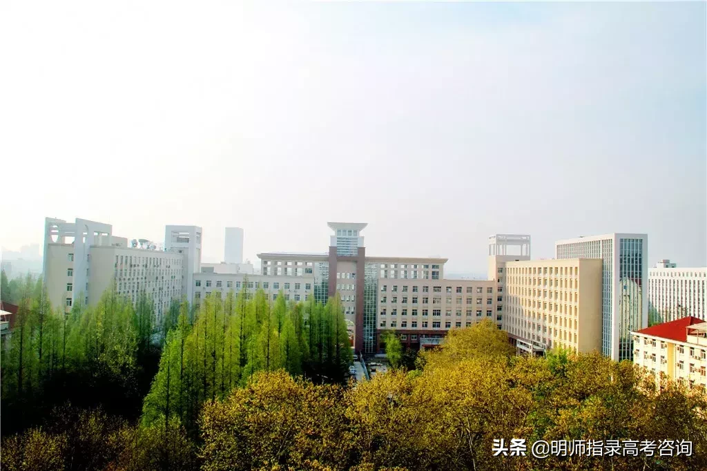 五所海军招生院校揭秘！想当海军军官的高考生看过来