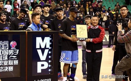 cba历届fmvp(CBA过去十年FMVP盘点，外援占六席，易建联两次当选)