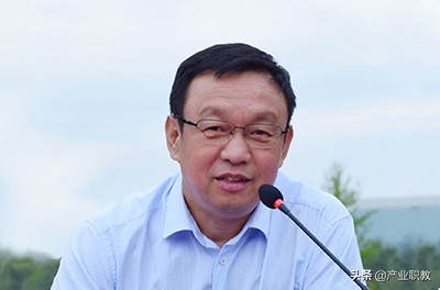 追梦之路 · 承德一中校长胡志鹏：先之劳之无倦，好之乐之有恒