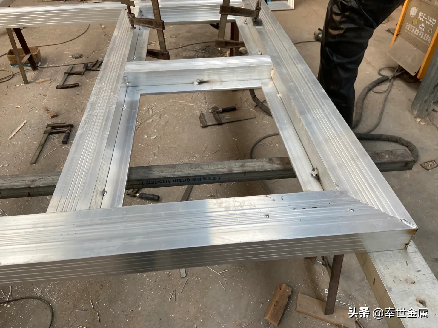 铝艺庭院门用什么焊机?有10多个朋友不知道,我这里给大家说清楚
