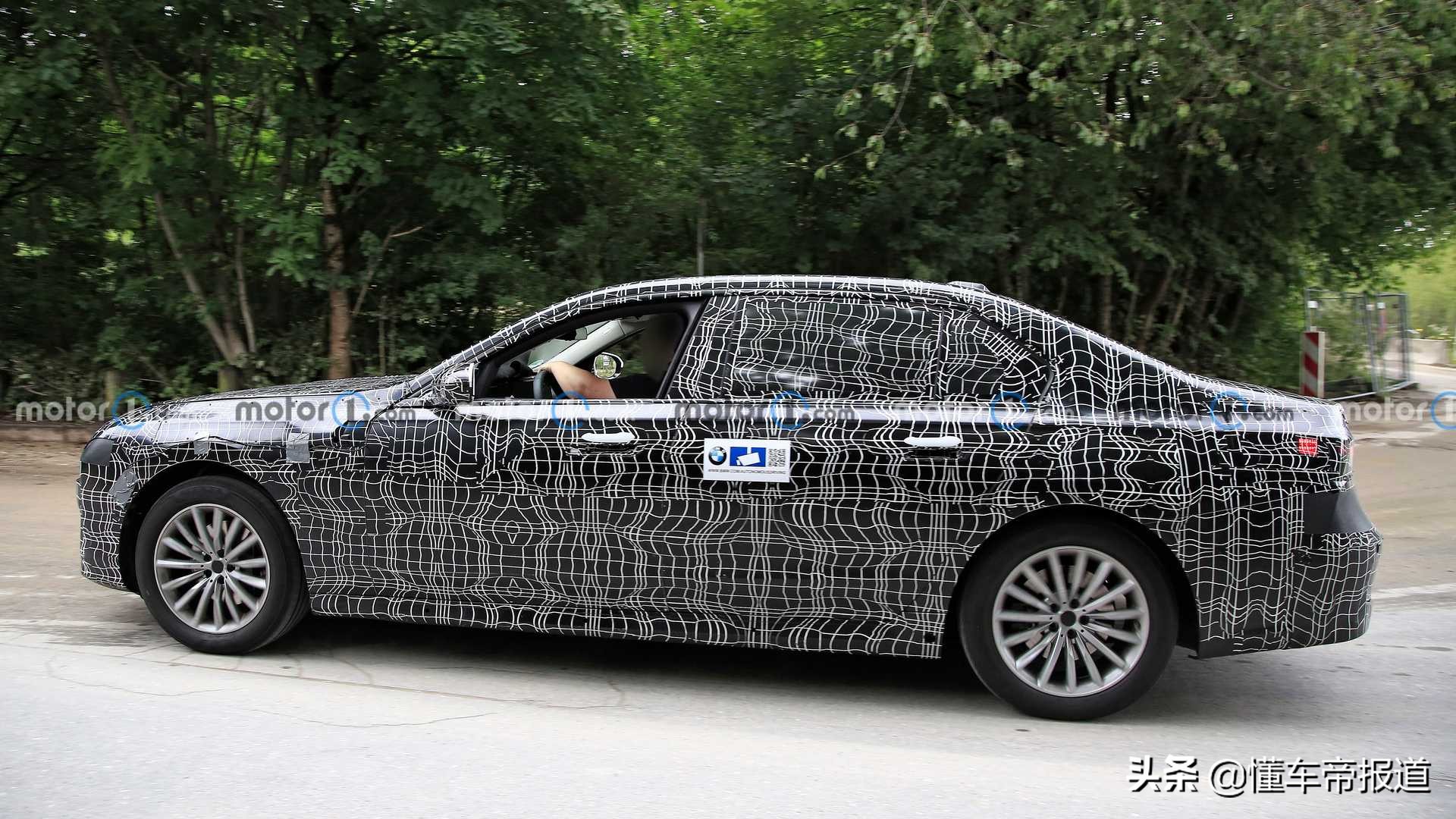 新车 | 双肾格栅尺寸更大，推出纯电版车型，宝马7系假想图曝光