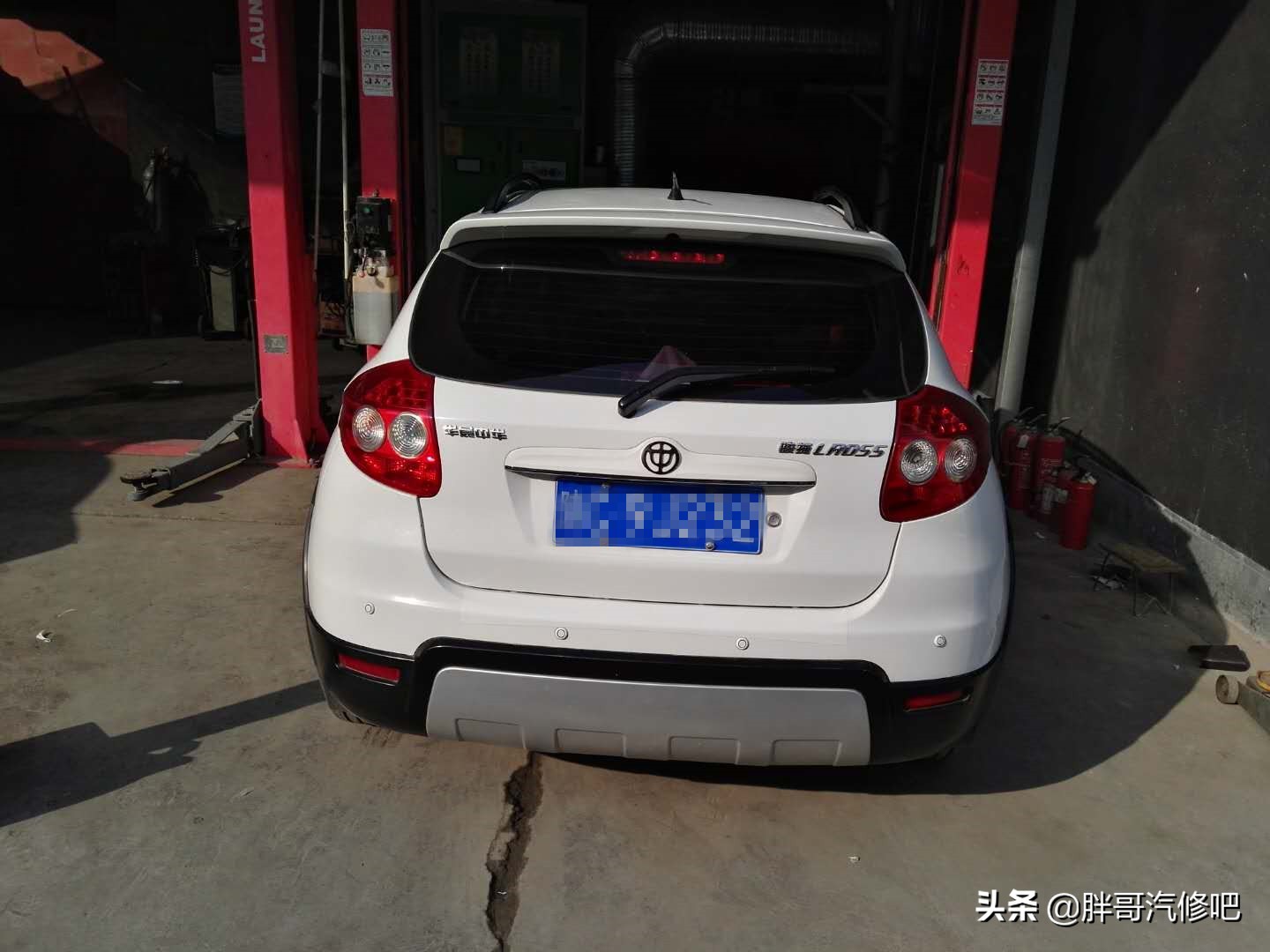 年底了胖哥2万收车，外观内饰非常好，完整的发票就值2000元