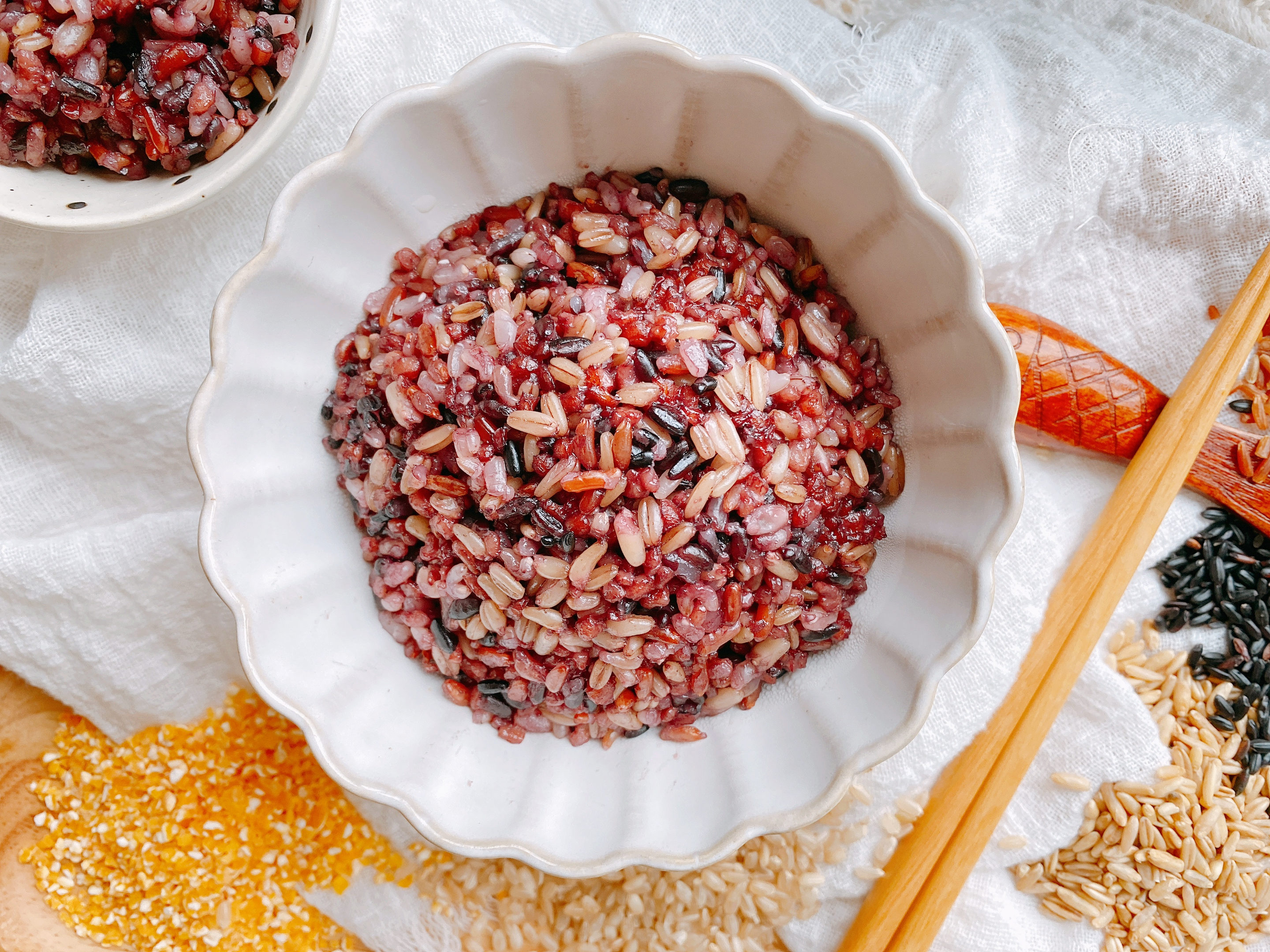 2分钟学会5色杂粮饭的做法,这样煮口感好颗粒分明,轻松甩掉肥膘