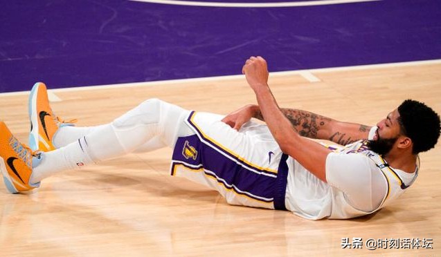 nba现役哪些球员堪称玻璃人(NBA现役10大玻璃人巨星！詹姆斯第7！篮网成为最玻璃3巨头)