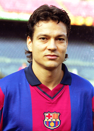 雅里·利特马宁 jari litmanen芬兰巴萨10号履历:1999-00里瓦尔多