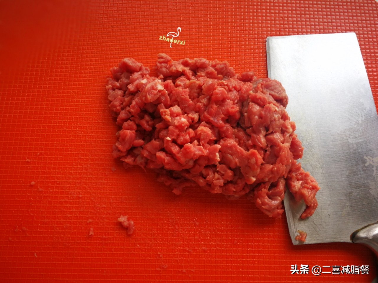 减肥菜谱:手工纯牛肉丸子,无添加无防腐剂,纯牛肉安全又低脂
