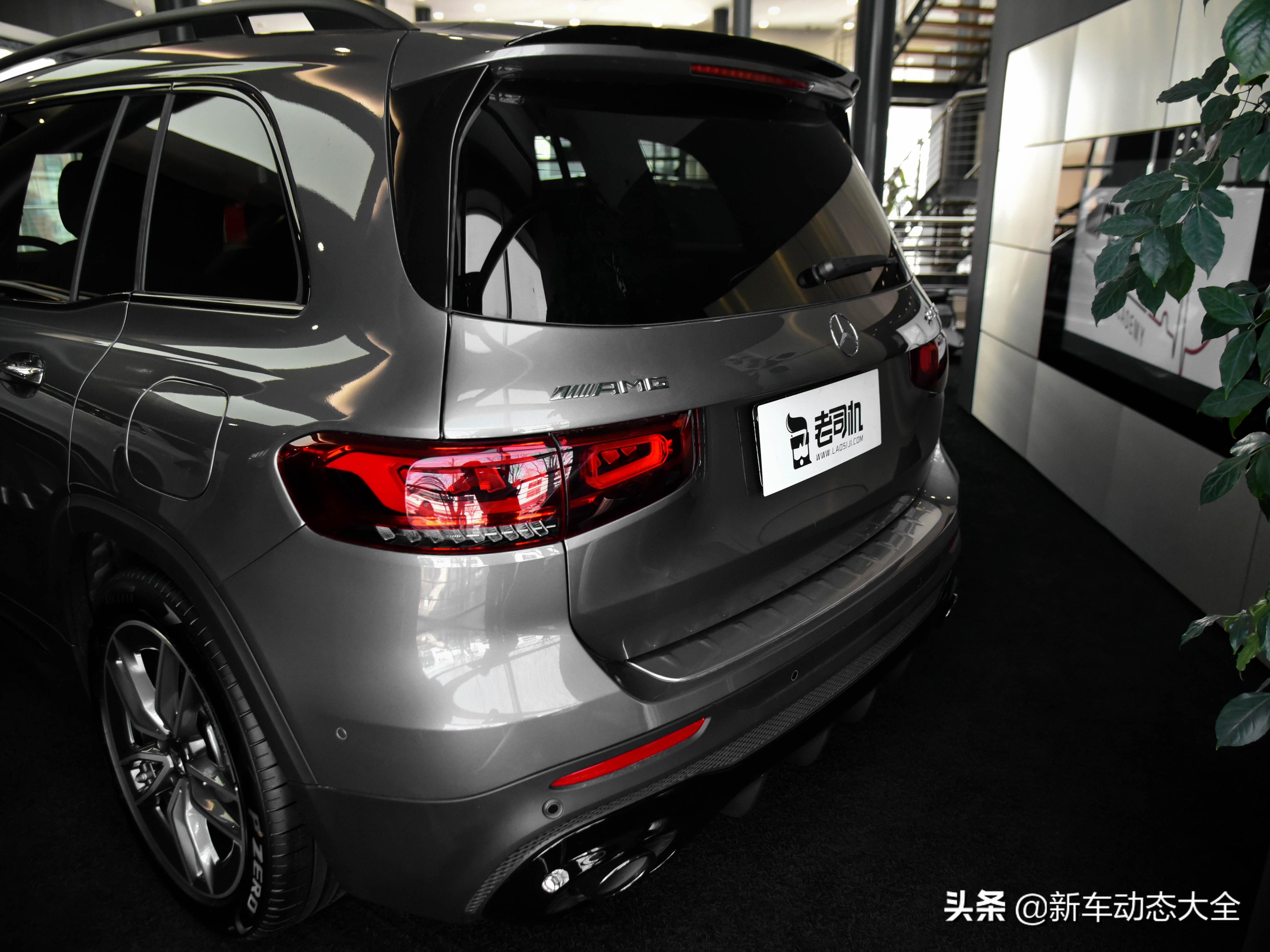 升级高性能306马力2.0T，7座豪华品牌入门SUV，带你看奔驰GLB AMG