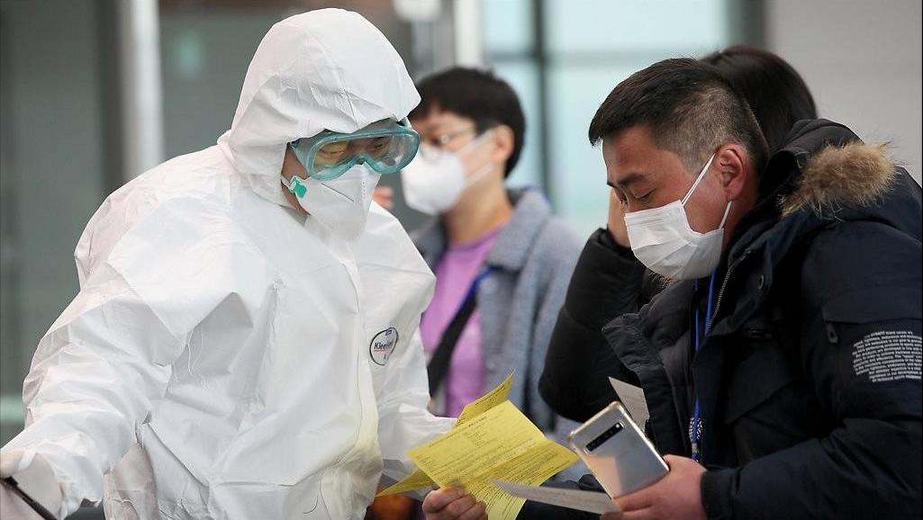 韩国新增新冠肺炎确诊病例100例中境外输入51例 自美国入境者须隔离14天