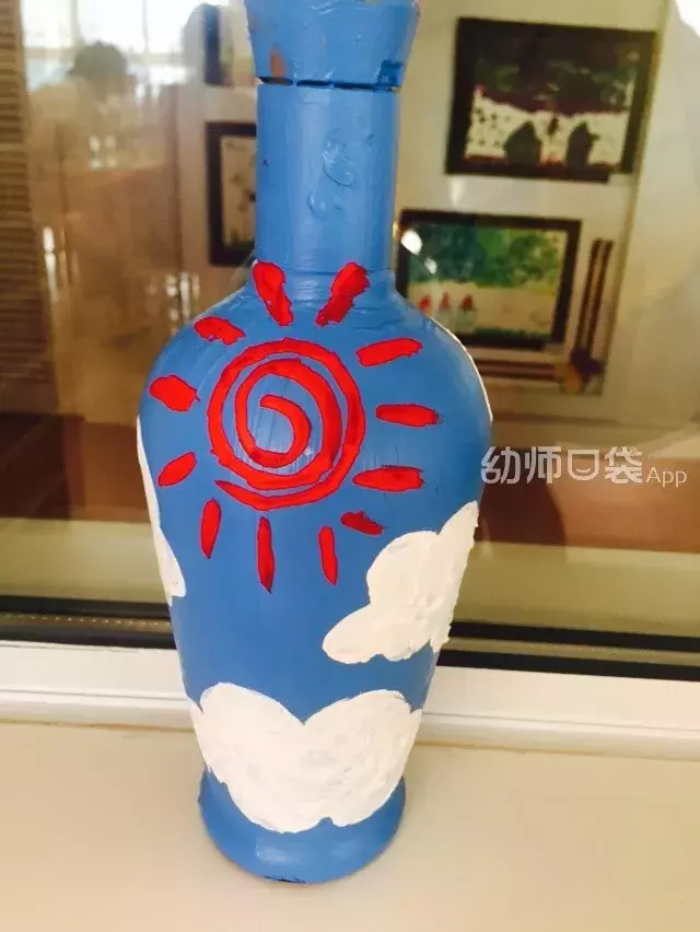 过完年废旧的纸箱、酒瓶、包装袋不要扔,可以和孩子做这些手工!