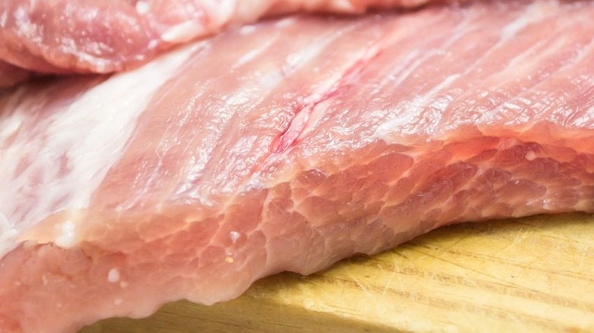 猪壳肉是哪个部位(聪明人买猪肉,会看部位!