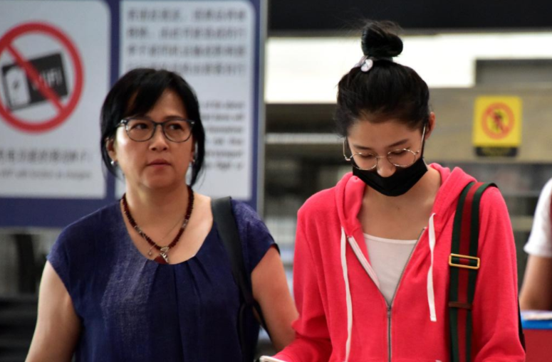 关晓彤高考成绩有多好，拍戏也不耽误学习，令高中生自愧不如