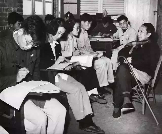 他无一纸文凭,成为清华教授,被誉为“三百年才出一个的大师”?