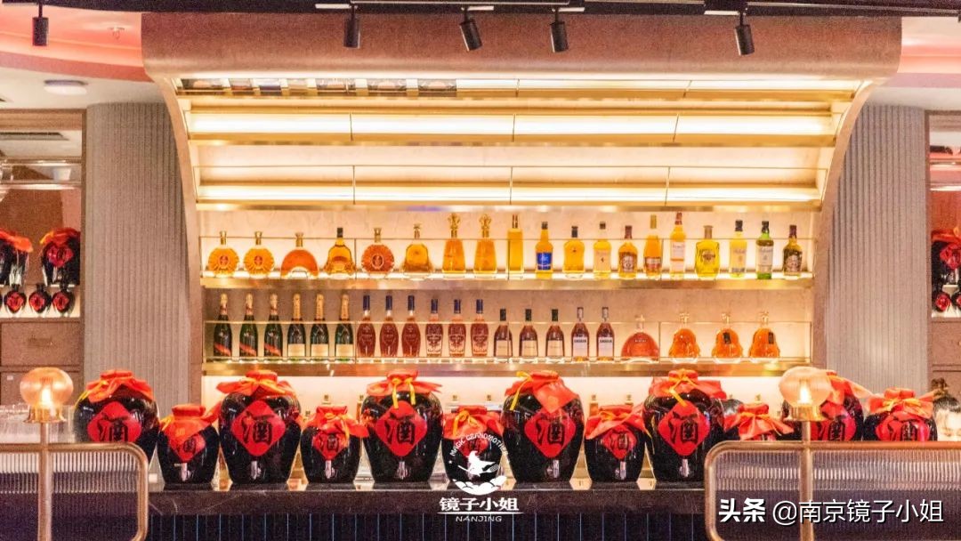 ⎾黑龙吃肉酒馆⏌新晋潮人打卡地，涮+烤+酒馆一站式嗨体验