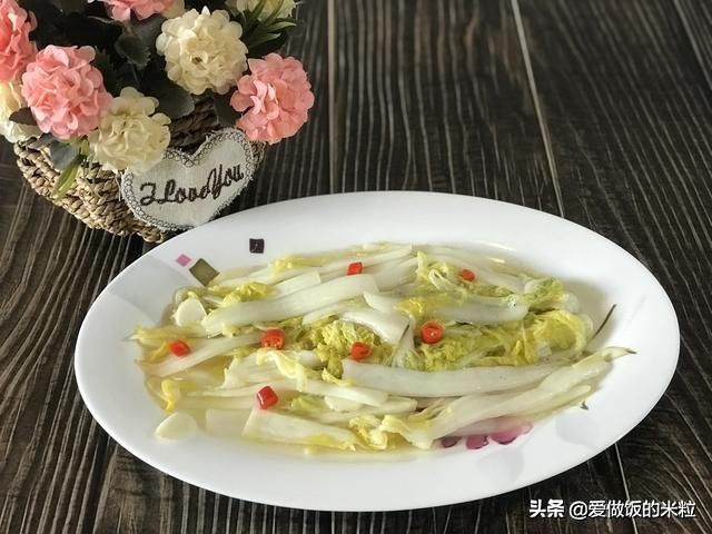 娃娃菜怎么炒（这个方法简单步骤少甜嫩爽口不油腻）