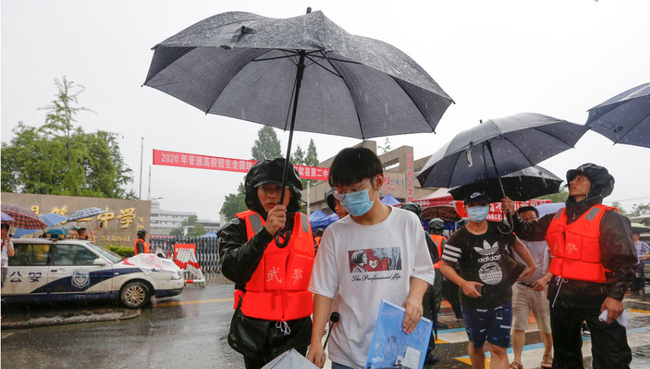 为什么高考不采用全国一套卷，原来还发生过这样的事，还好改革了