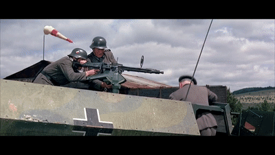 斗鸡电影剧情「简介」 _晶羽科技