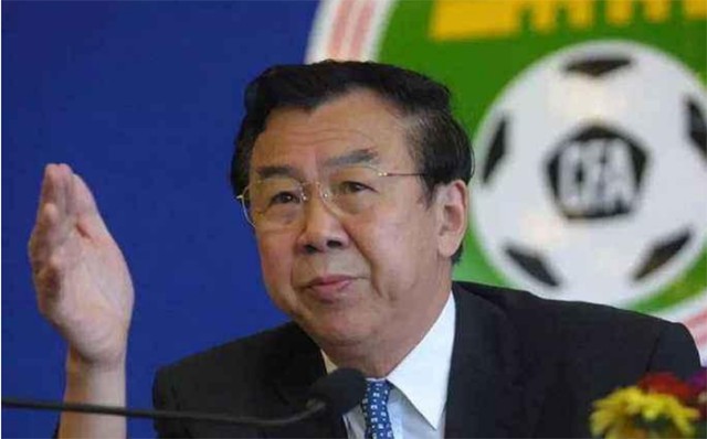 袁伟民近况(袁伟民近况,年过八旬身体仍硬朗!