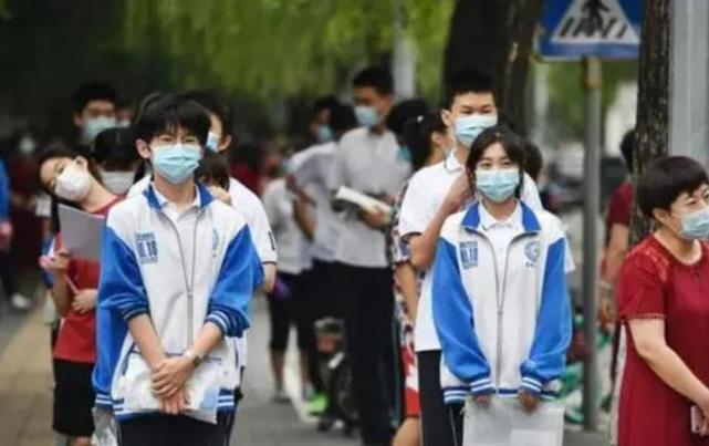 江苏女学霸中考757分，从未上过辅导班，却拿下8门“满分”