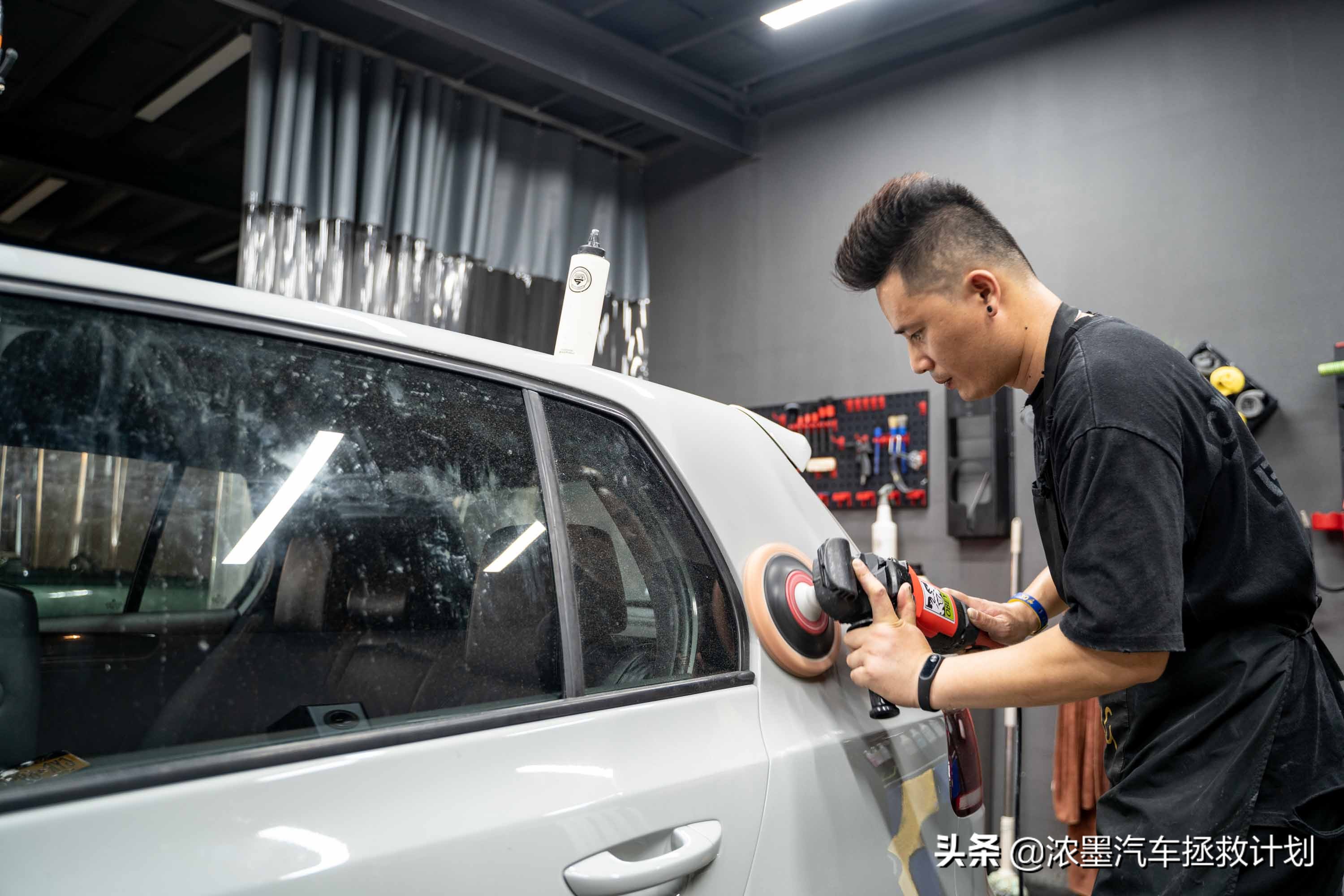 「澎湃驾控」修复一台六代高尔夫GTI，偏爱加持下的快意御风少年