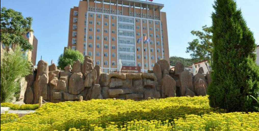 冰雪旅游管理国家控制，2022冬奥基地——张家口学院