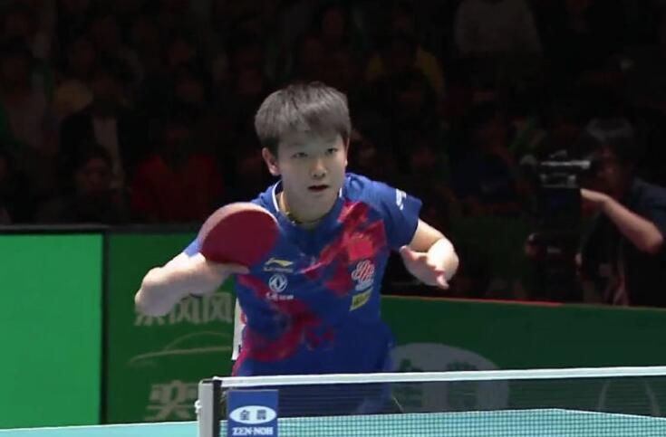 孙颖莎pk伊藤美诚视（3-2神奇大逆转！孙颖莎绝境爆发打崩伊藤美诚，李隼握拳大吼庆祝）