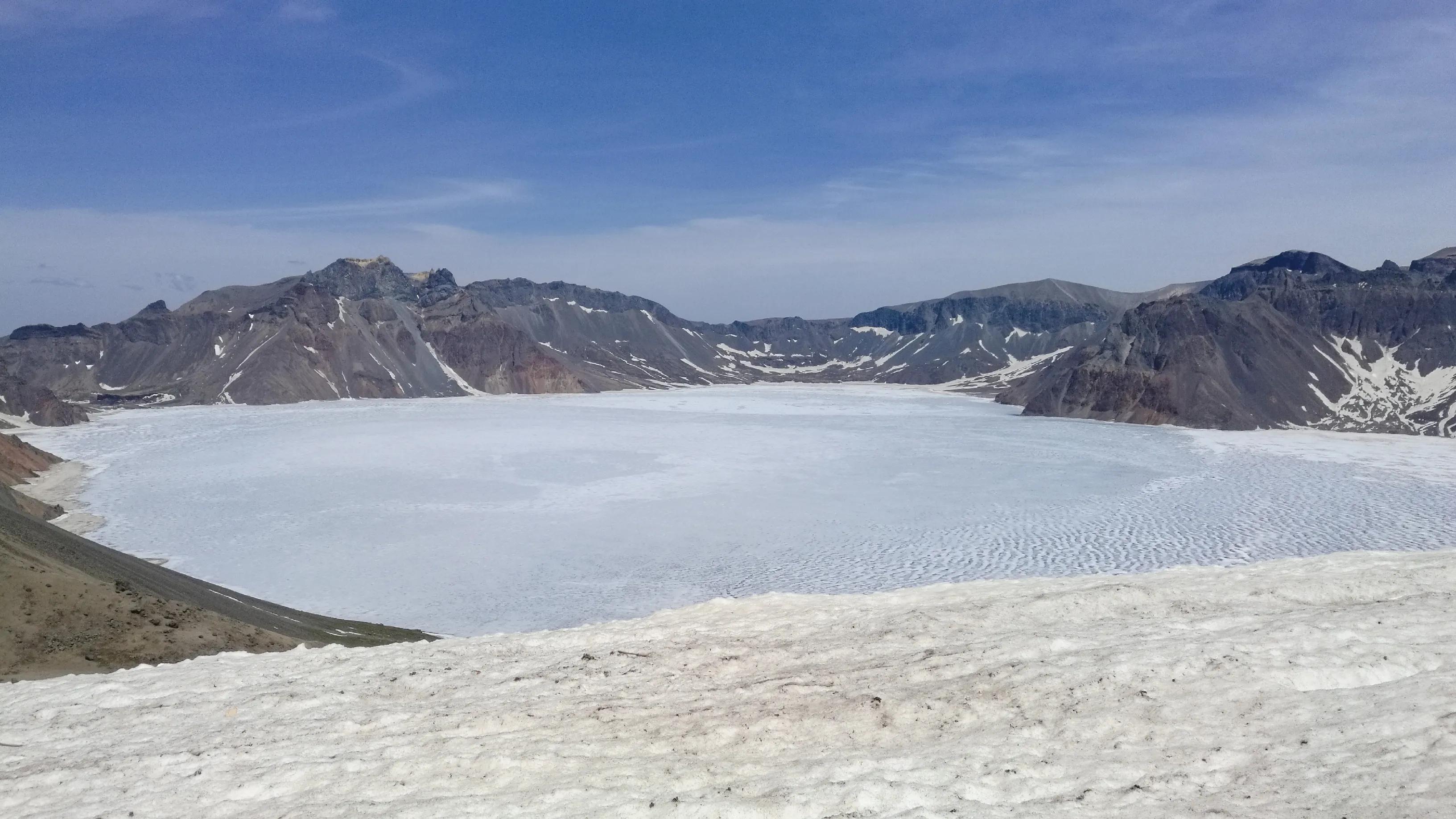 东北这个中国最高,最深的火山口湖,来过的游客并非都能一睹真容