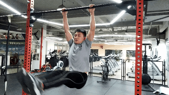 双力臂并不难，坚持练这三个动作，10个引体向上就能解锁双力臂