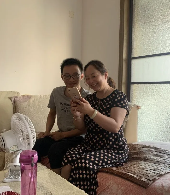 他们是扬州高分考生；又一所小学揭牌；淮河入江水道行洪加大