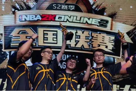 nba2konlinec(《NBA2K Online 2》,草根篮球的电竞梦)