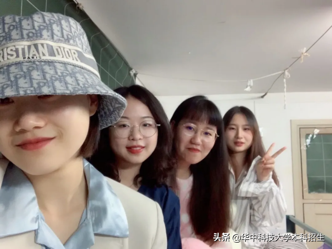 湖北4个神仙宿舍“火了”！保研北大、奖学金达10万元，如今全员深造！