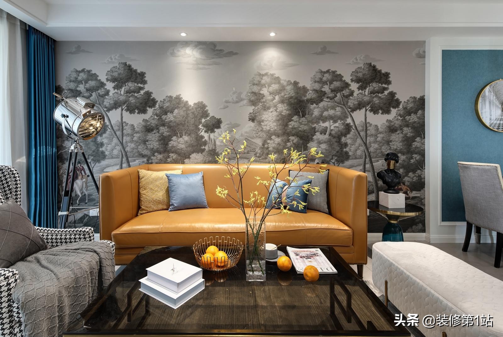 墙布又称"壁布",是裱糊墙面的织物.