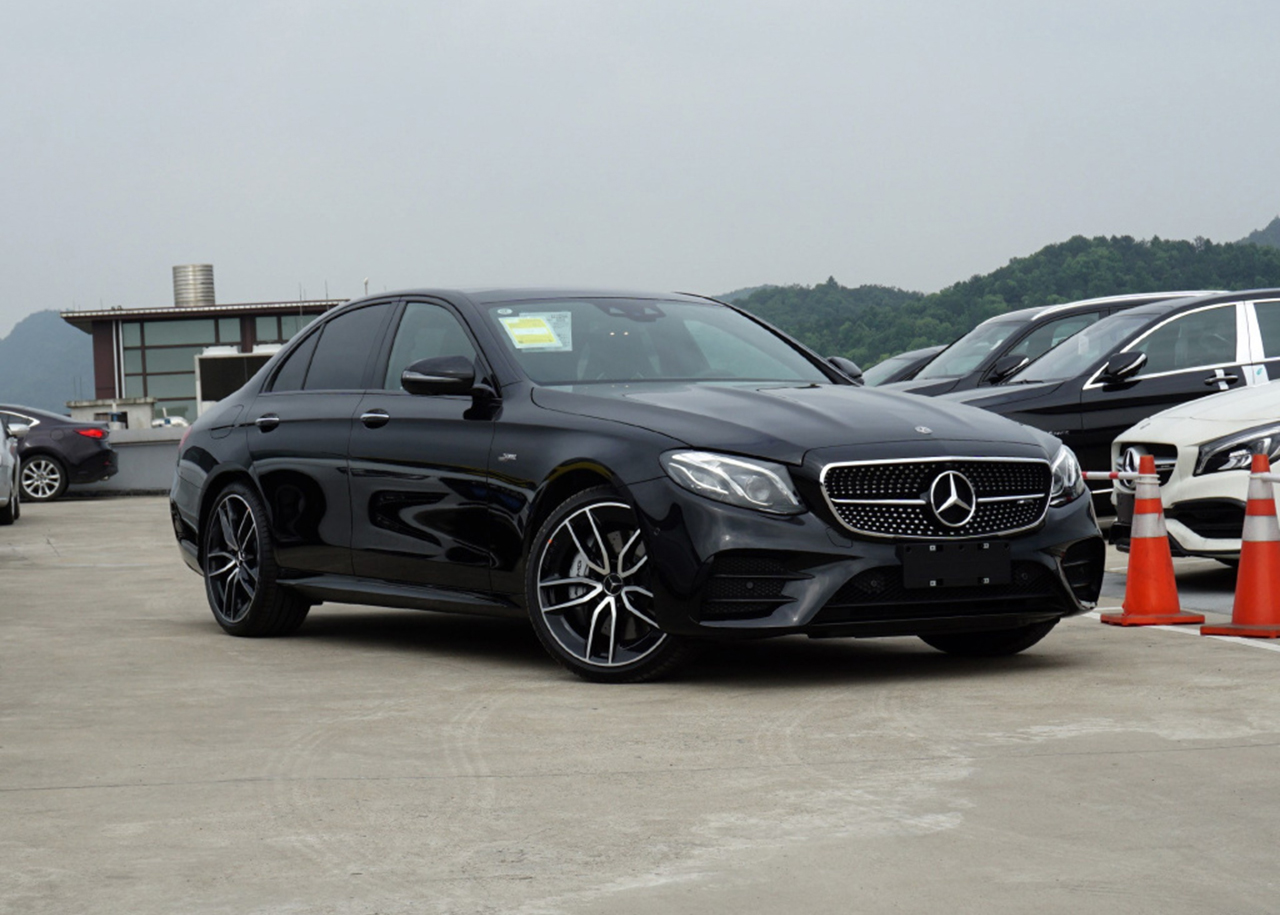 e43奔驰多少钱(奔驰amg e 53轿车亮相,四门轿跑 性能野兽,售价94.
